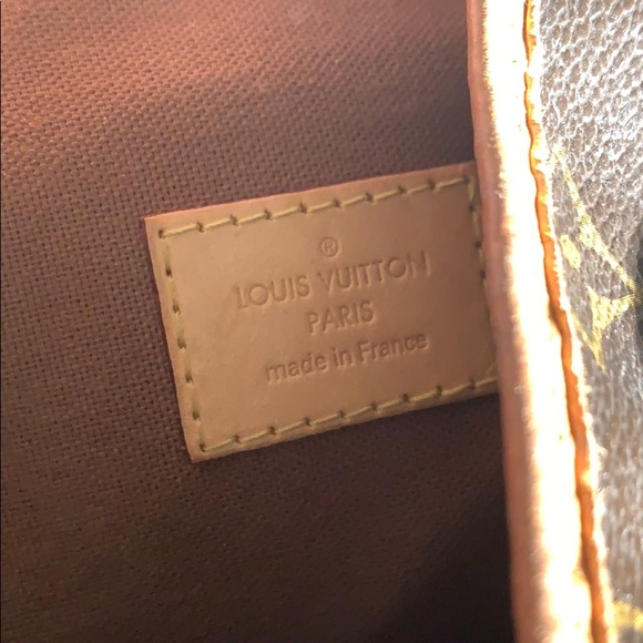 Louis Vuitton Bosporus Backpack - Picture 8 of 8